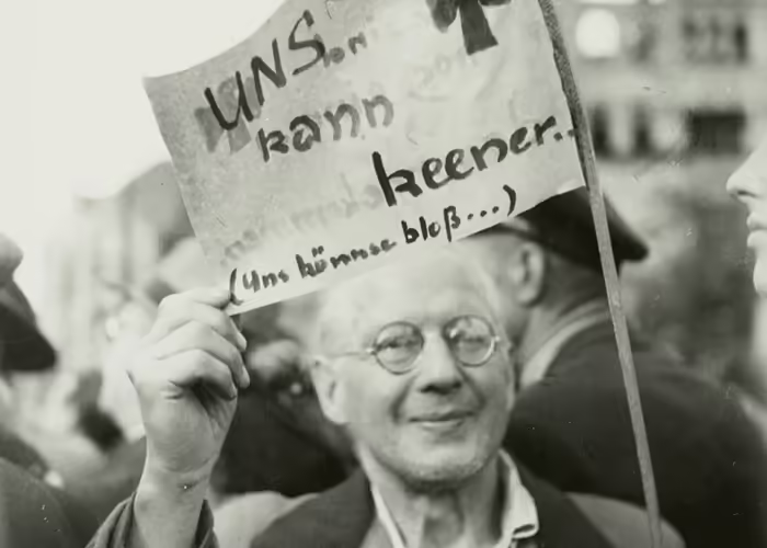 df_hauptkatalog_0040220_Horst-Klein_Kundgebung-fuer-die-Spaltung-Berlins